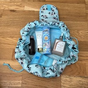 Travel toiletry bag NEW